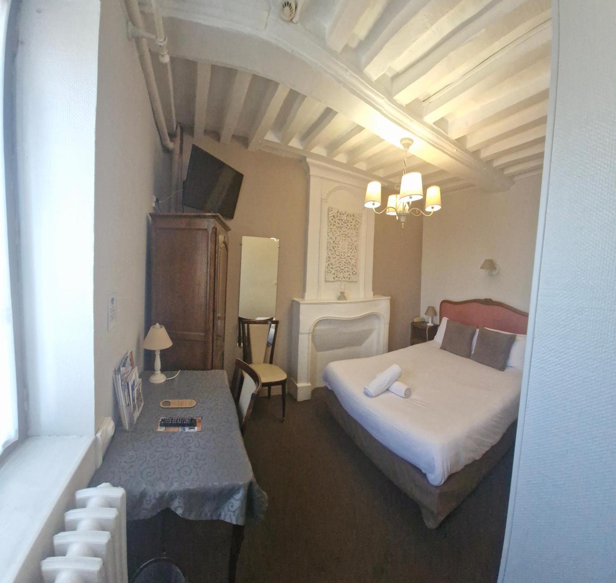 Hotel Saint Etienne Caen Exterior foto